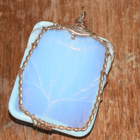3/$15 ✨ Wrapped blue rectangular pendant | Jewelry - Picture 3 of 3